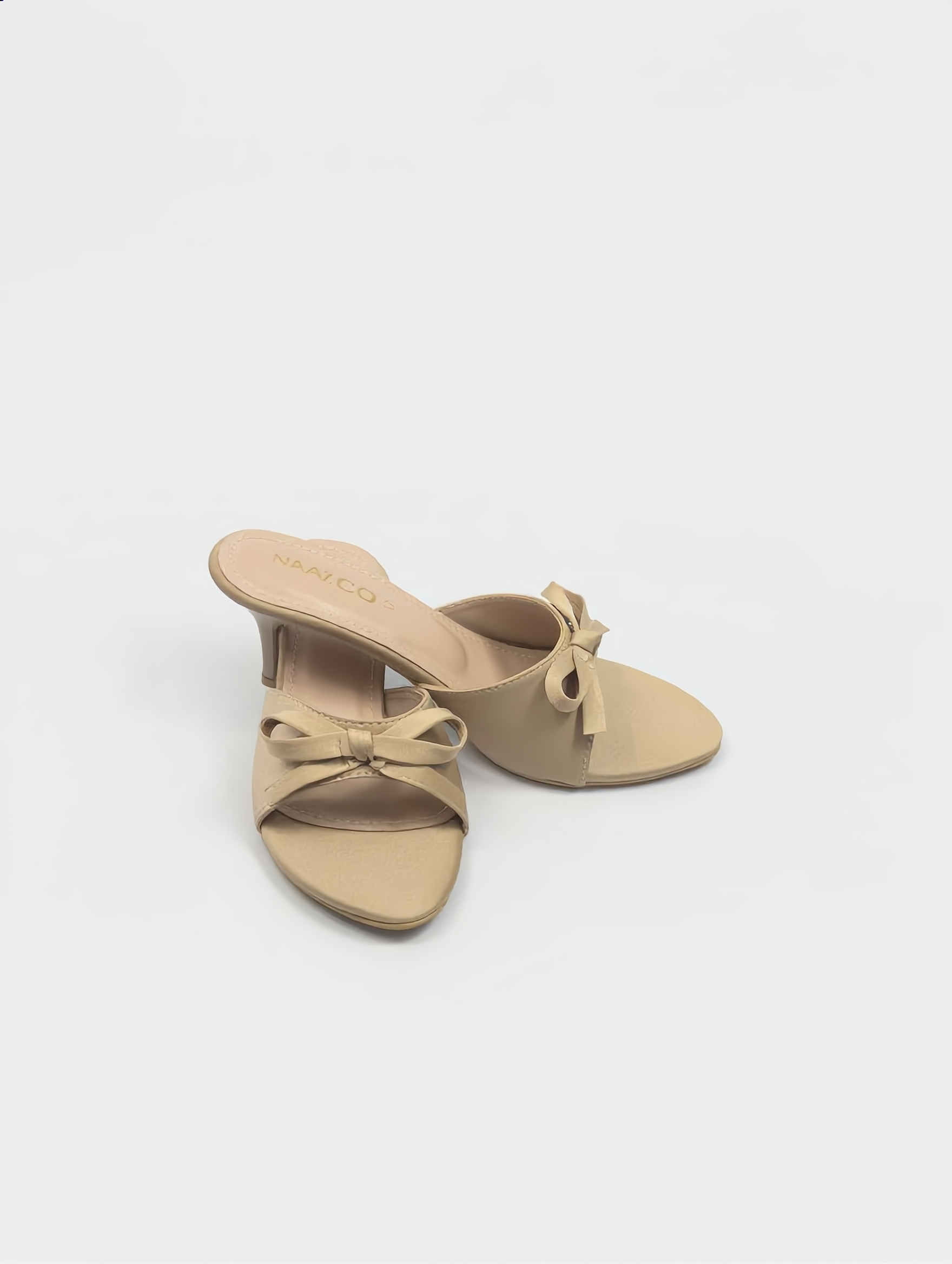The Alara Mesh Mule - Sand beige